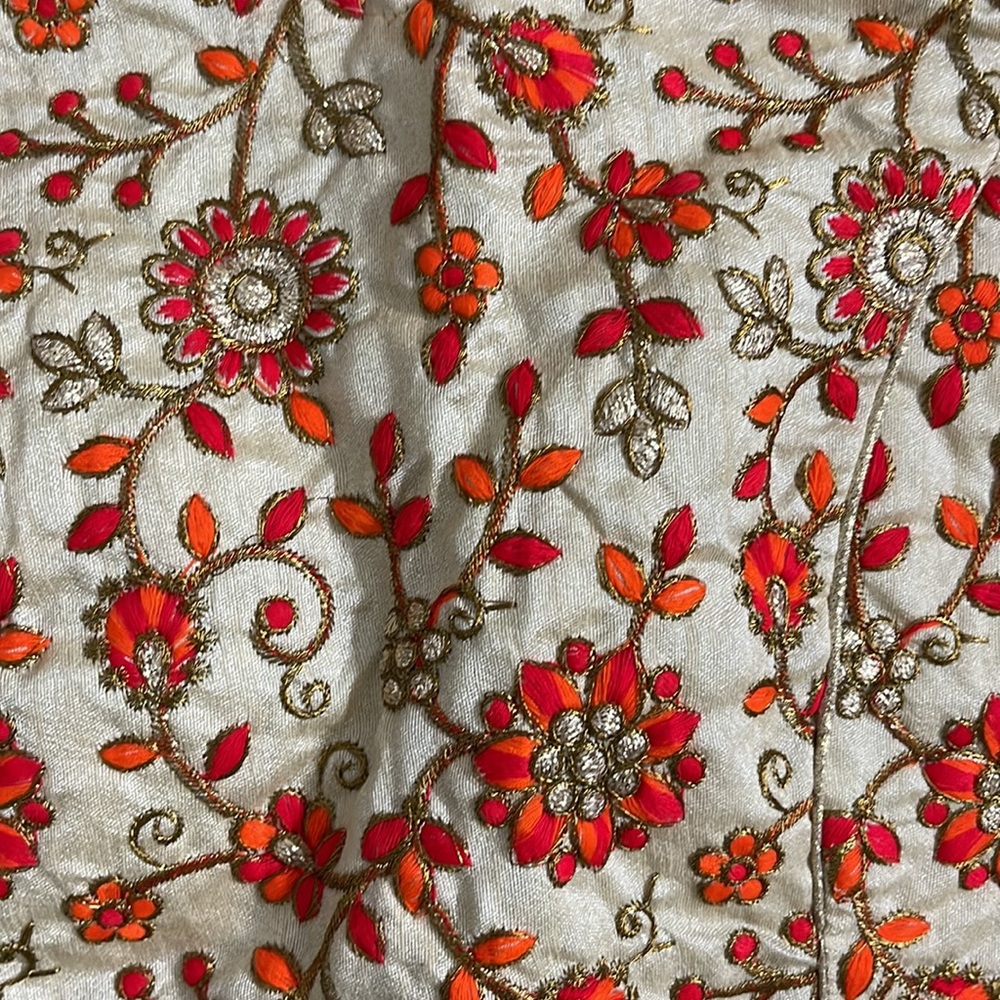 Party wear multicolour blouse - Picture 6 of 7